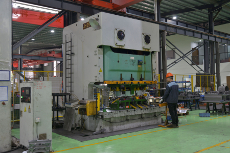 Tryout Press, 250T with coil feeder
